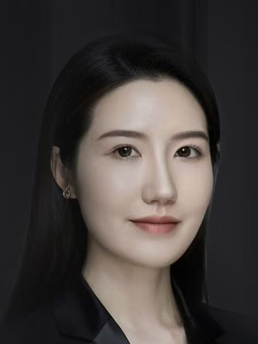 MOMO导师照片